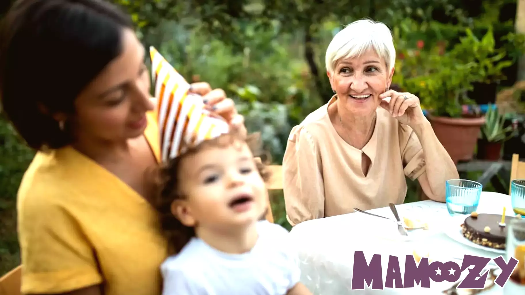 What To Say When Someone Comments On Your Parenting, According To Experts